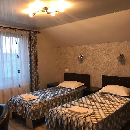 דירות Târgu Jiu Casa Brancusiana מראה חיצוני תמונה