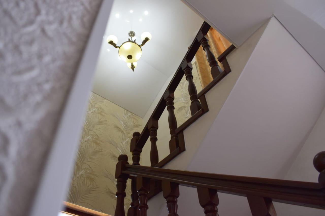דירות Târgu Jiu Casa Brancusiana מראה חיצוני תמונה